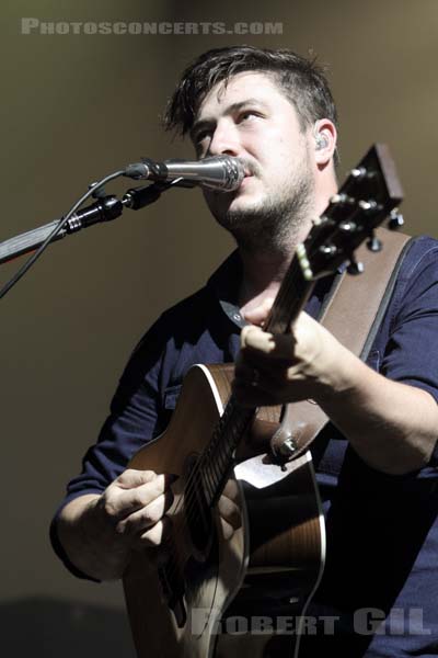 MUMFORD AND SONS - 2015-07-07 - PARIS - Olympia - 